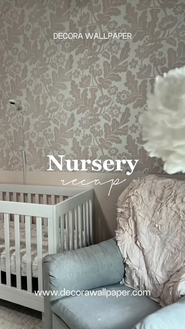Instagram post from decora.wallpaper. This post is in position 4.